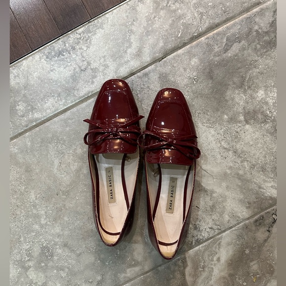 Zara patent leather loafers in size 37 - Picture 2 of 3